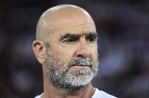 永远的“国王”！曼联官推祝球队传奇坎通纳60岁生快